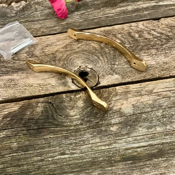 Two Brass  Door  Handles with screws brand new 5 inch between screw holes - - Picture 2 of 5